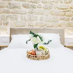 Spacious Apartment - 2Br 6P - Republique