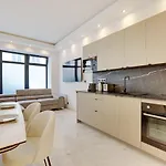 Beautiful 1Br6P - Montorgueil Rdc
