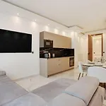 Beautiful 1Br6P - Montorgueil Rdc