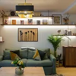 Magnifique Appartement Central 3 Chambres / 3 Bdr
