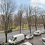 Pick A Flat\'S Apartment In Champs Elysees - Avenue Franklin Delano Roosevelt