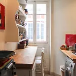 Cozy Love Nest Near Stade De France
