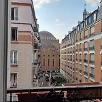 Un Appartement Typique Parisien / A Typical Parisian Apartment