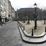 Unforgettable Stay In The Heart Of Paris