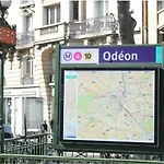 Unforgettable Stay In The Heart Of Paris