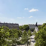 Crowne Plaza Paris Republique By Ihg