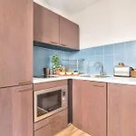 Cozy And Practical Apt In The 10Th Arrondissement