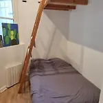 Cosy Studio In Montmartre