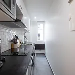 49 Rochechouart - Cozy Apartment Near Montmartre