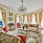 Luxury House In Paris