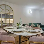 Apartment Saint Germain Des Pres By Studio Prestige