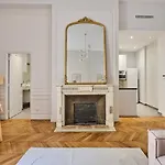 Apartment Place Vendome By Studio Prestige