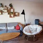 Cozy Love Cocoon With A Nice Balcony