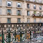 23 - Charming 3Bdr Parisian Apartment In Montorgueil