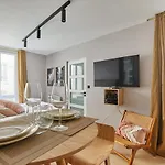 Studio Tour Eiffel By Studio Prestige