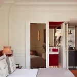 Villa Des Pres Paris