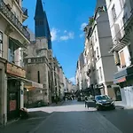 Paris Centre Grand Duplex Avec Belle Terrasse