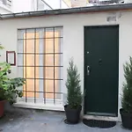 Cosy Studio In The Heart Of The 15Th
