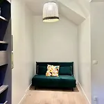 Charming Studio Next To The Eiffel Tower