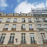 Apartment Centrer Of Paris By Studio Prestige