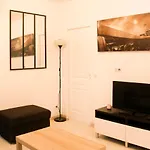 Cosy 38 M Love Nest Near Centquatre-Paris