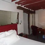 Hotel Les Degres De Notre Dame
