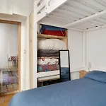 Appartement au coeur du Marais à Paris by Weekome