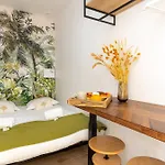 Unique Studio - Central Area