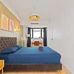 Appartement Quartier Arc De Triomphe 4 Free Netflix