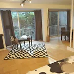Paris 16 -Near Champs-Elysees 75M2