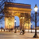 Paris 16 -Near Champs-Elysees 75M2