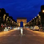 Paris 16 -Near Champs-Elysees 75M2