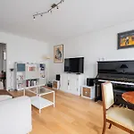 Veeve - Auteuil Adagio