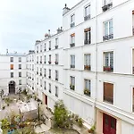 Montmartre 2Br Apartment