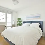 Magical Modern Apartment Eiffel Tower, Paris The Million Dollar View