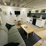 Appartement - Opera - Place De La Madeleine - Saint Martin - 4 Pers