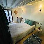Appartement - Opera - Place De La Madeleine - Saint Martin - 4 Pers