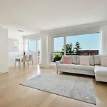 Magical Modern Apartment Eiffel Tower, Paris The Million Dollar View