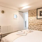 Garden Loft In The Heart Of Paris - 6 Guests