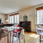 Duplex Calme Et Lumineux Au Coeur De Bastille