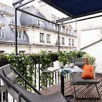 Dream Hotel Opera