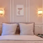 Suite Eiffel- Perfect Location