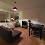 Appartement Au Coeur De Menilmontant