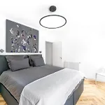 Muette - Faisanderie 1Bdr By B\'Your Home