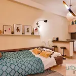 33 - Flat Av Des Champs-Elysees