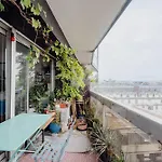 Veeve - Home Comforts By The Eiffel Tower