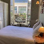 Bed And Breakfast Paris Quartier Champs-Elysees