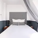 LivinParis - Luxury 2 Bedrooms Le Louvre I