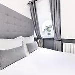 LivinParis - Luxury 2 Bedrooms Le Louvre I