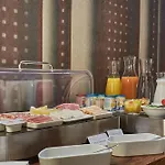 Hotel Lux Picpus